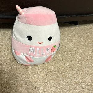NWT Squishmallows Amelie the Strawberry Milk
